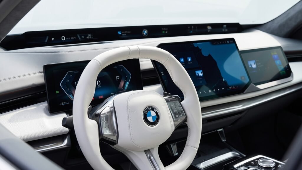 2027 BMW 7 Series Steering Wheel